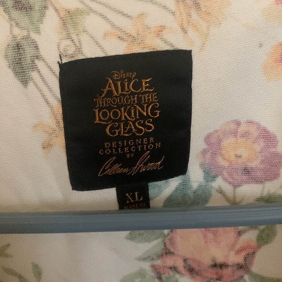 Disney Alice Through the Looking Glass Designer Collection - Picture 2 of 6